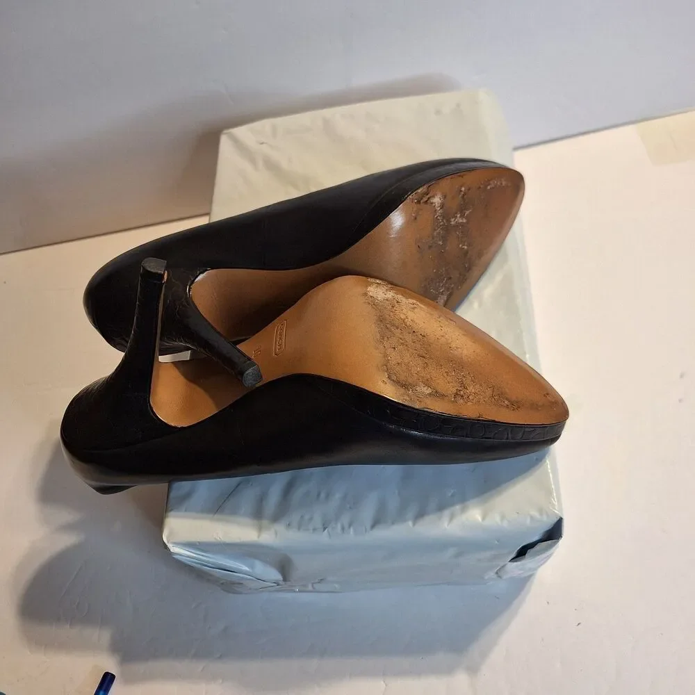 Coach Black Leather Women's Pumps Shoes.  Size 10